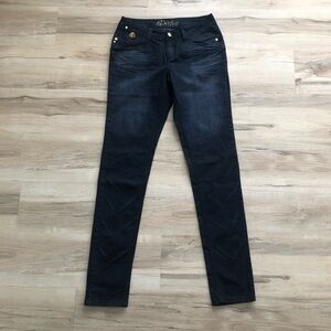 Dereon Women's Skinny Jeans - Dark Blue